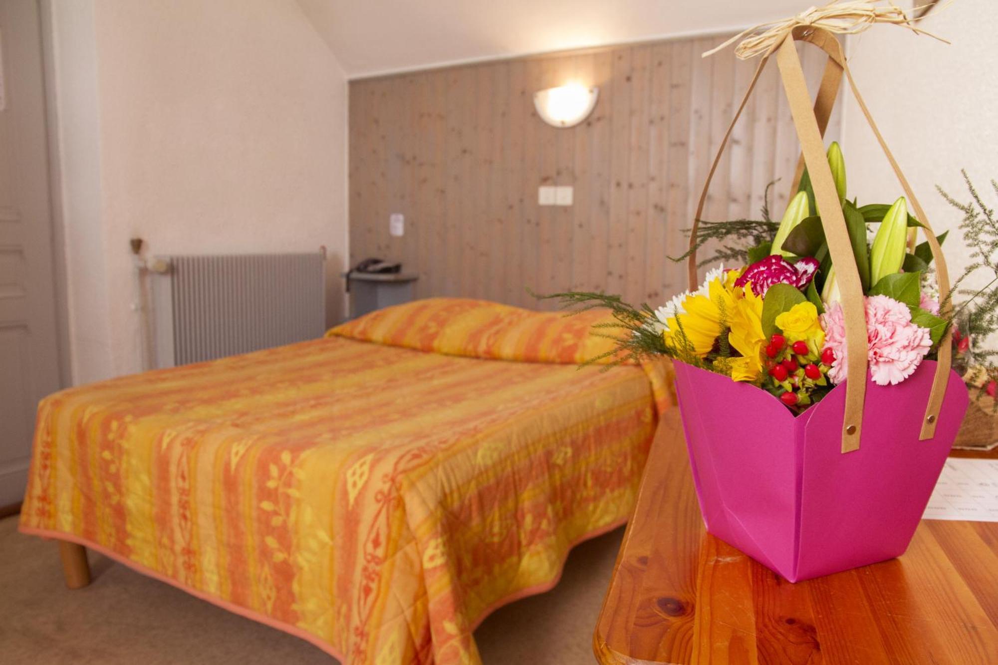 Hotel De La Grotte Aix-les-Bains Zimmer foto